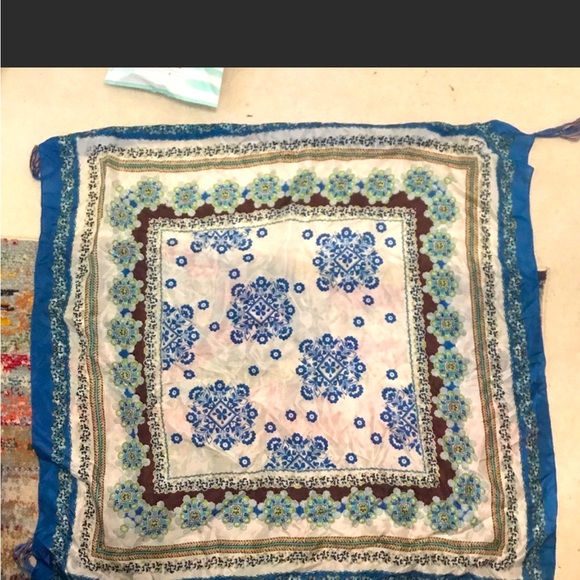 Johnny Was Silk Scarf - Picture 2 of 3